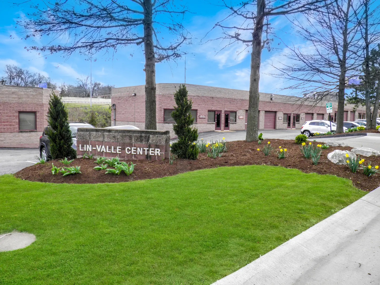 Lin-Valle Center, Saint Louis, MO